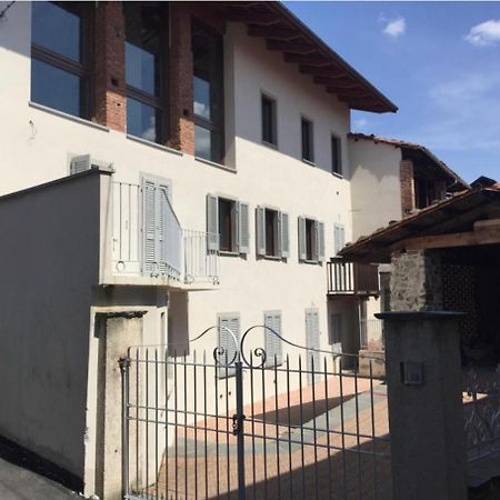 Horse Shoe House Chiaverano Bagian luar foto