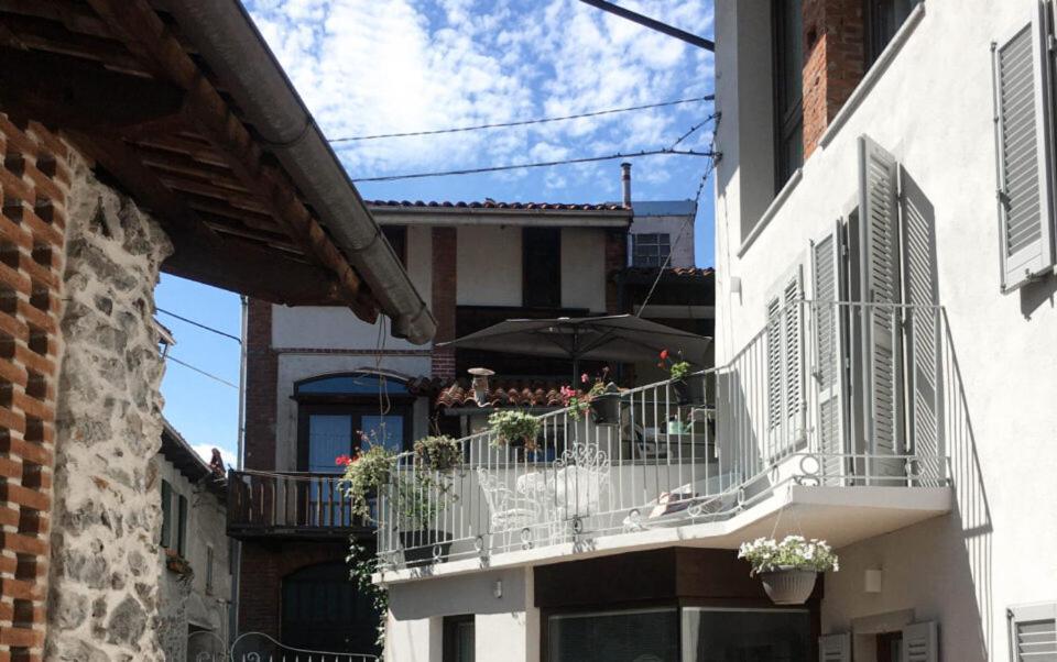 Horse Shoe House Chiaverano Bagian luar foto
