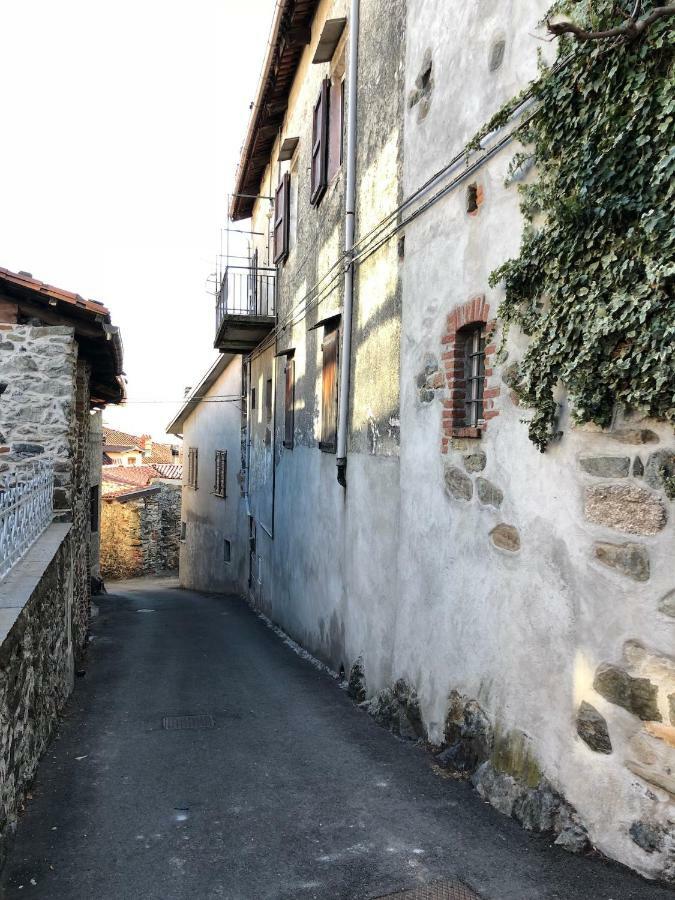 Horse Shoe House Chiaverano Bagian luar foto